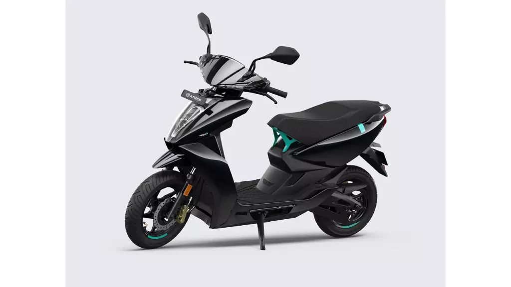 146 Km रेंज के साथ अपडेटेड एथर 450X हुआ लांच! जानें क्या होगा कीमत 2 ather select model cosmic black 1673245197406